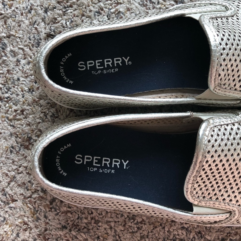 Sperry Slip On’s - Picture 3 of 6